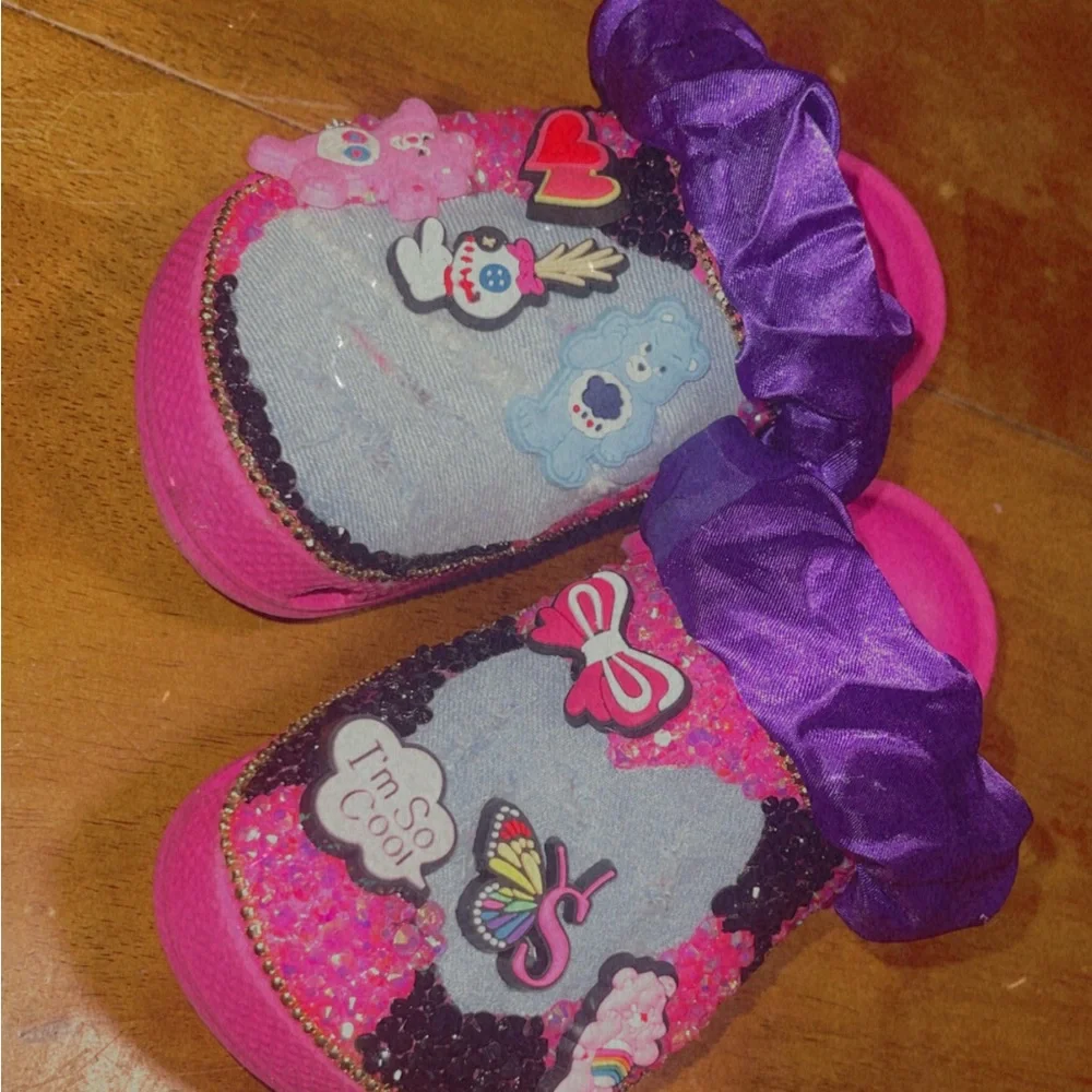 Custom Crocs - Picture 1 of 2